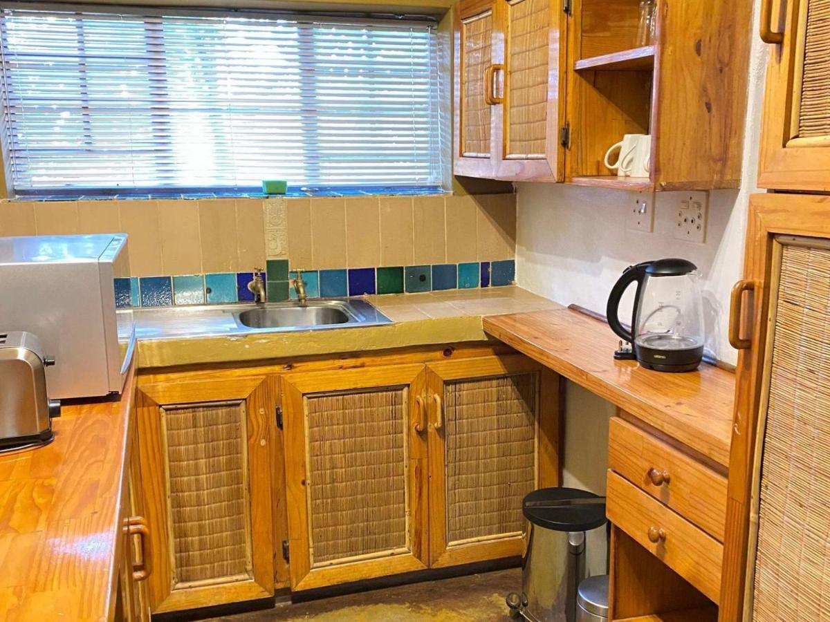 Malandela'S Guest House Malkerns ภายนอก รูปภาพ